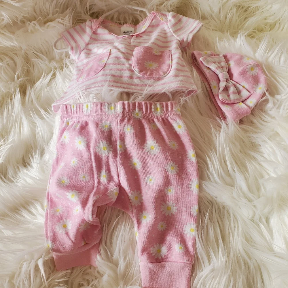 (1) CJP Baby Brand Shirt, Pants, Hat Outfit 0-3 mths - Picture 10 of 12